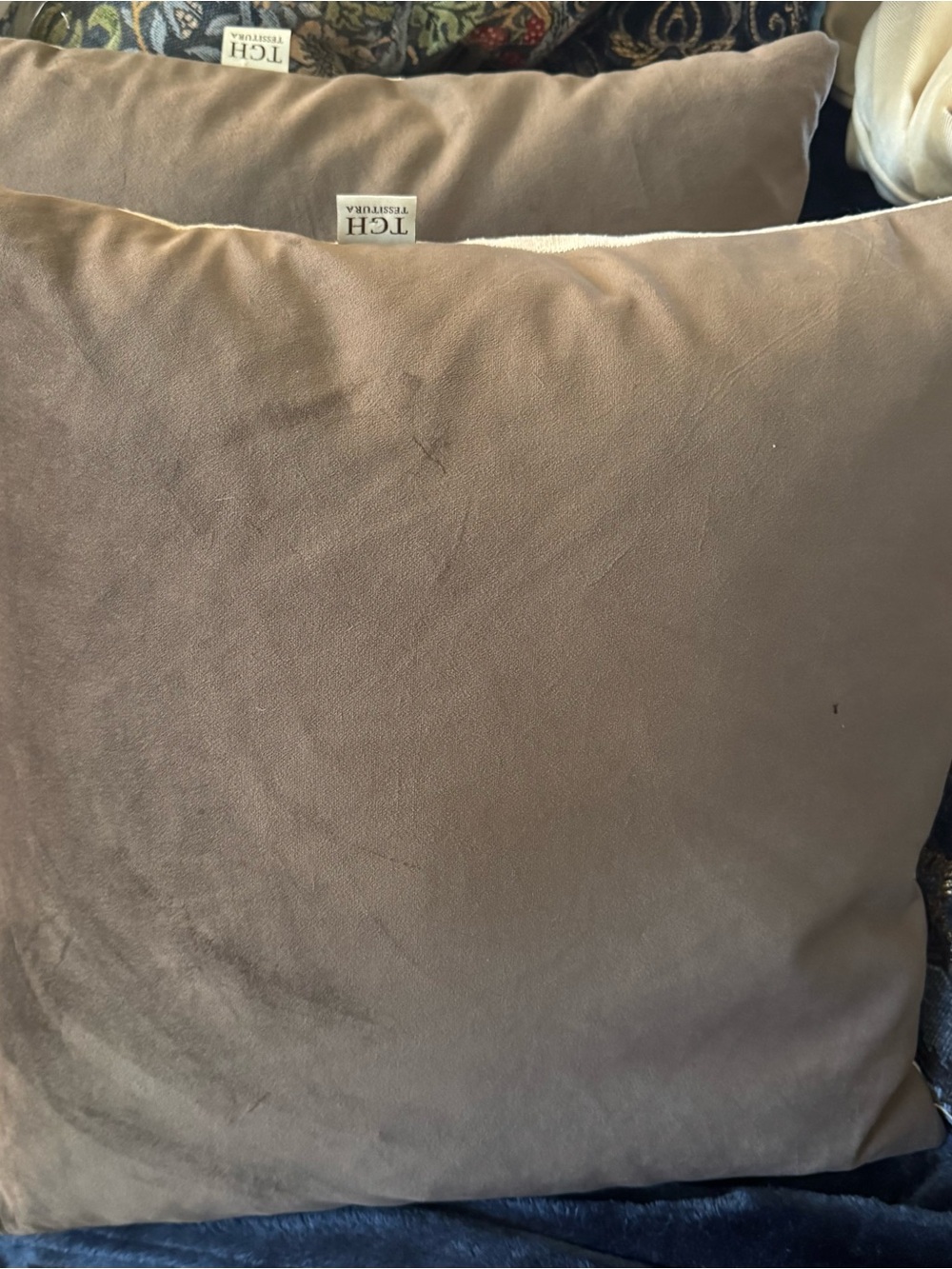 TGH TESSITURA throw pillows, set 2